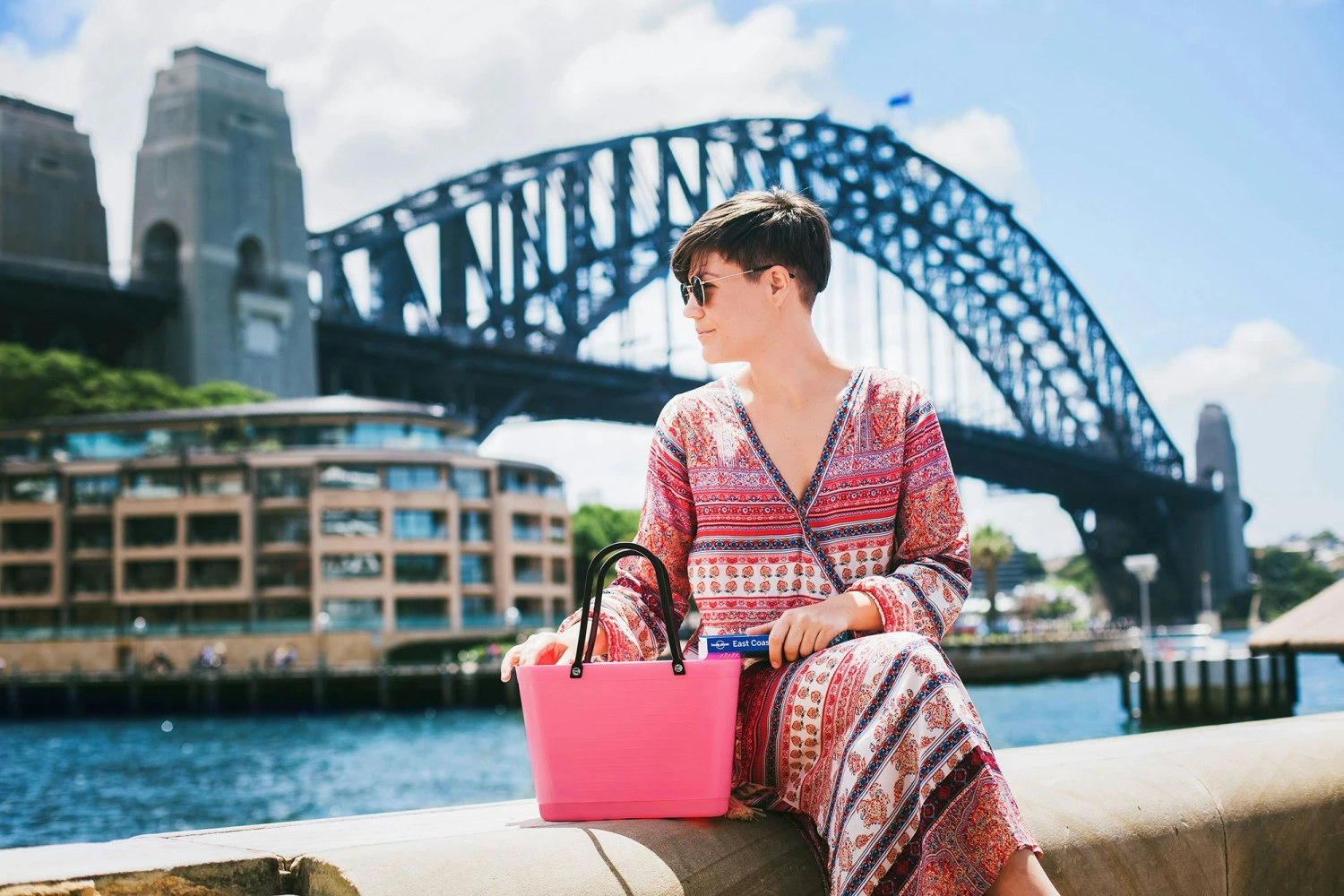 Hinza Bag Green Plastic, Tropical Pink 2 Hinza Bag Green Plastic, Tropical Pink - Image 2