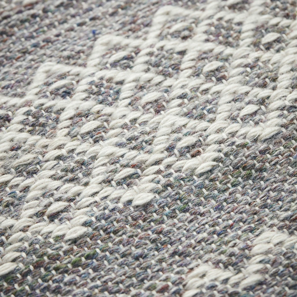 House Doctor Ciero Matto Vaaleanharmaa, 85x130 Cm 4 House Doctor Ciero Matto Vaaleanharmaa, 85x130 Cm - Image 4