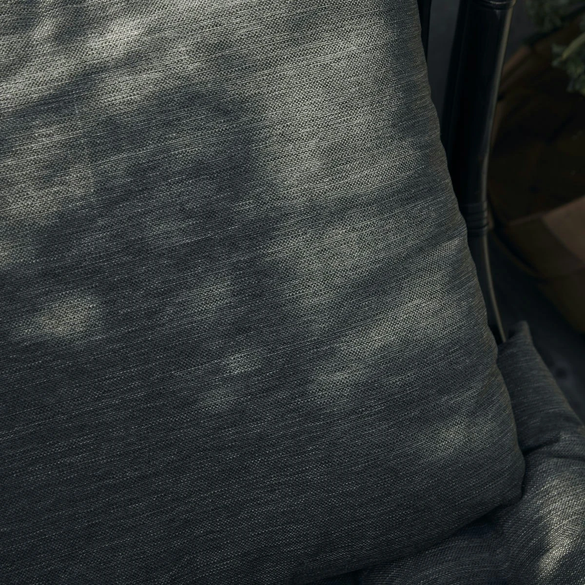 House Doctor Fine Tyyny Vettähylkivä Armeijanvihreä, 45x45 Cm 4 House Doctor Fine Tyyny Vettähylkivä Armeijanvihreä, 45x45 Cm - Image 4