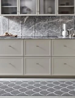 Kotte Matto Charcoal/ Warm Grey, 70x375 Cm 5 Kotte Matto Charcoal/ Warm Grey, 70x375 Cm -Korbo Tarjous pappelina kotte matto charcoal warm grey 1 1