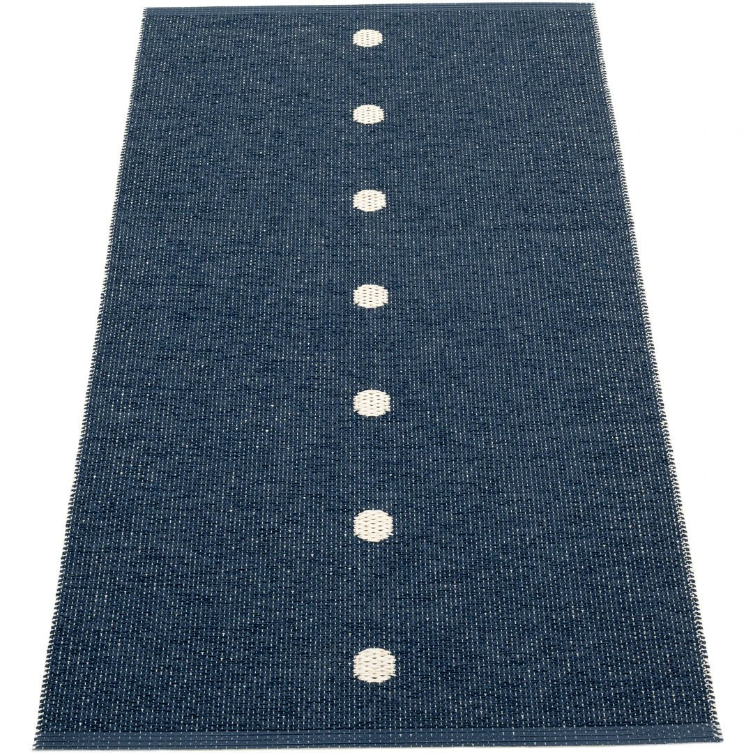 Peg Rug 70x140 Cm, Dark Blue/Vanilla 1 Peg Rug 70x140 Cm, Dark Blue/Vanilla
