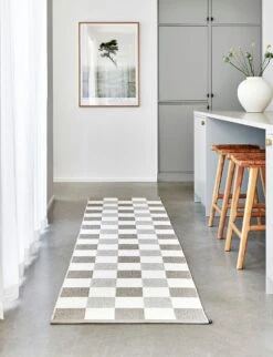 Pix Rug Dark Linen / Vanilla / Linen, 70x300 Cm 5 Pix Rug Dark Linen / Vanilla / Linen, 70x300 Cm -Korbo Tarjous pappelina pix rug dark linen vanilla linen 1