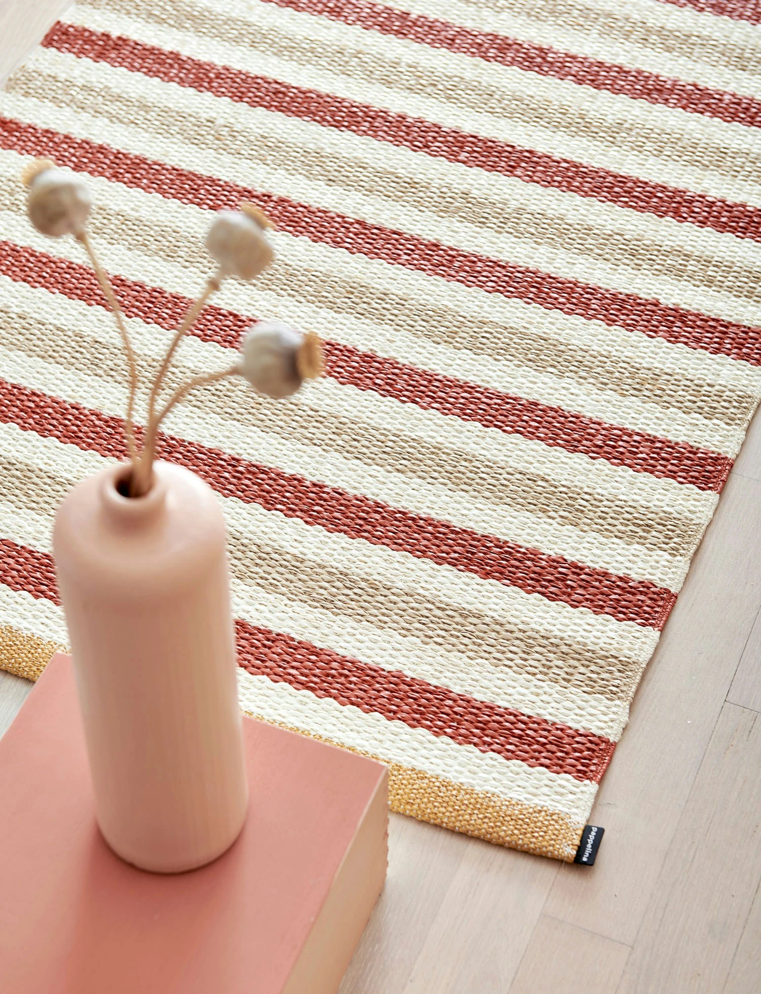 Teo Matto Tiilenpunainen / Beige / Vanilla, 70x240 Cm 2 Teo Matto Tiilenpunainen / Beige / Vanilla, 70x240 Cm - Image 2